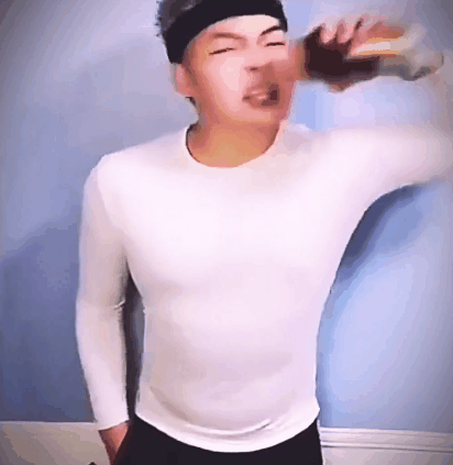 “焯”是什么梗？“哥谭噩梦“赫然为什么这么火？是因为低俗审丑文化吗？